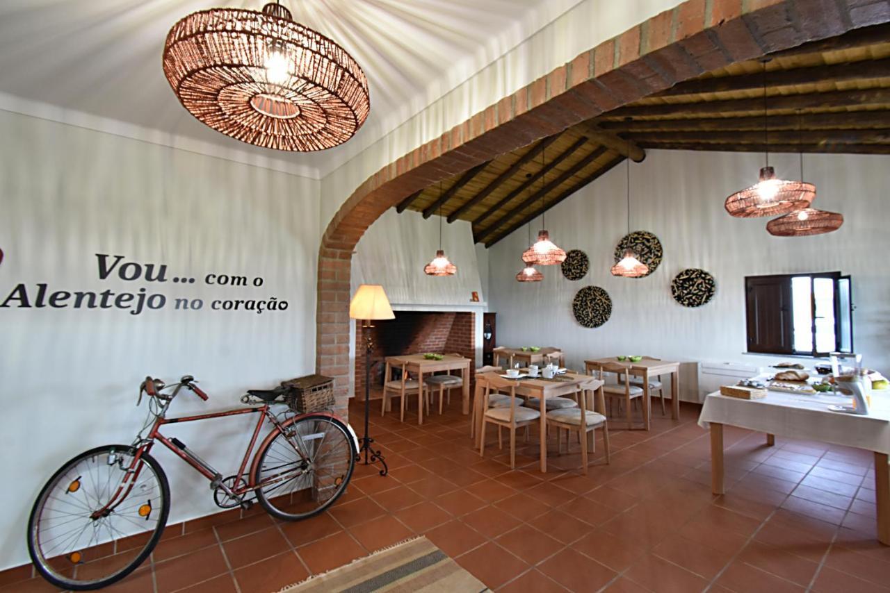 Turismo Rural Pedremoura Guest House Vila Ruiva  Екстериор снимка